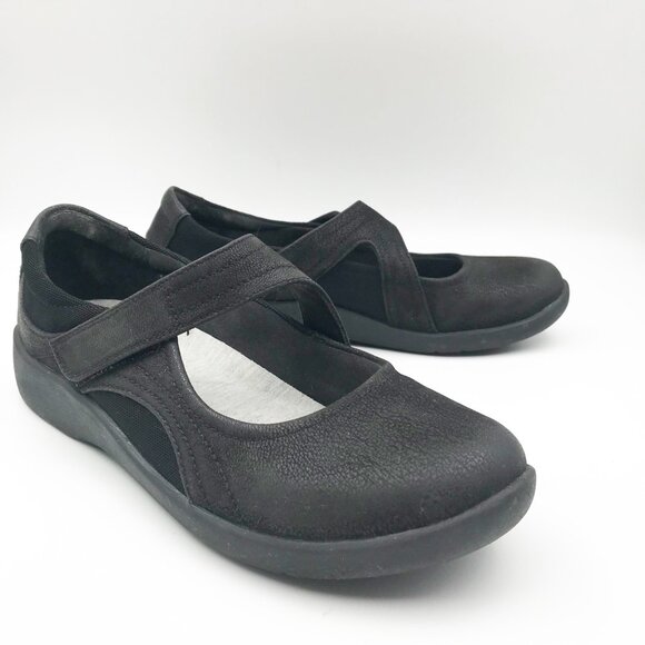 CLARKS Cloudsteppers Sillian Bella Black Mary Jane Flats Shoes Womens 8.5 - Picture 1 of 11